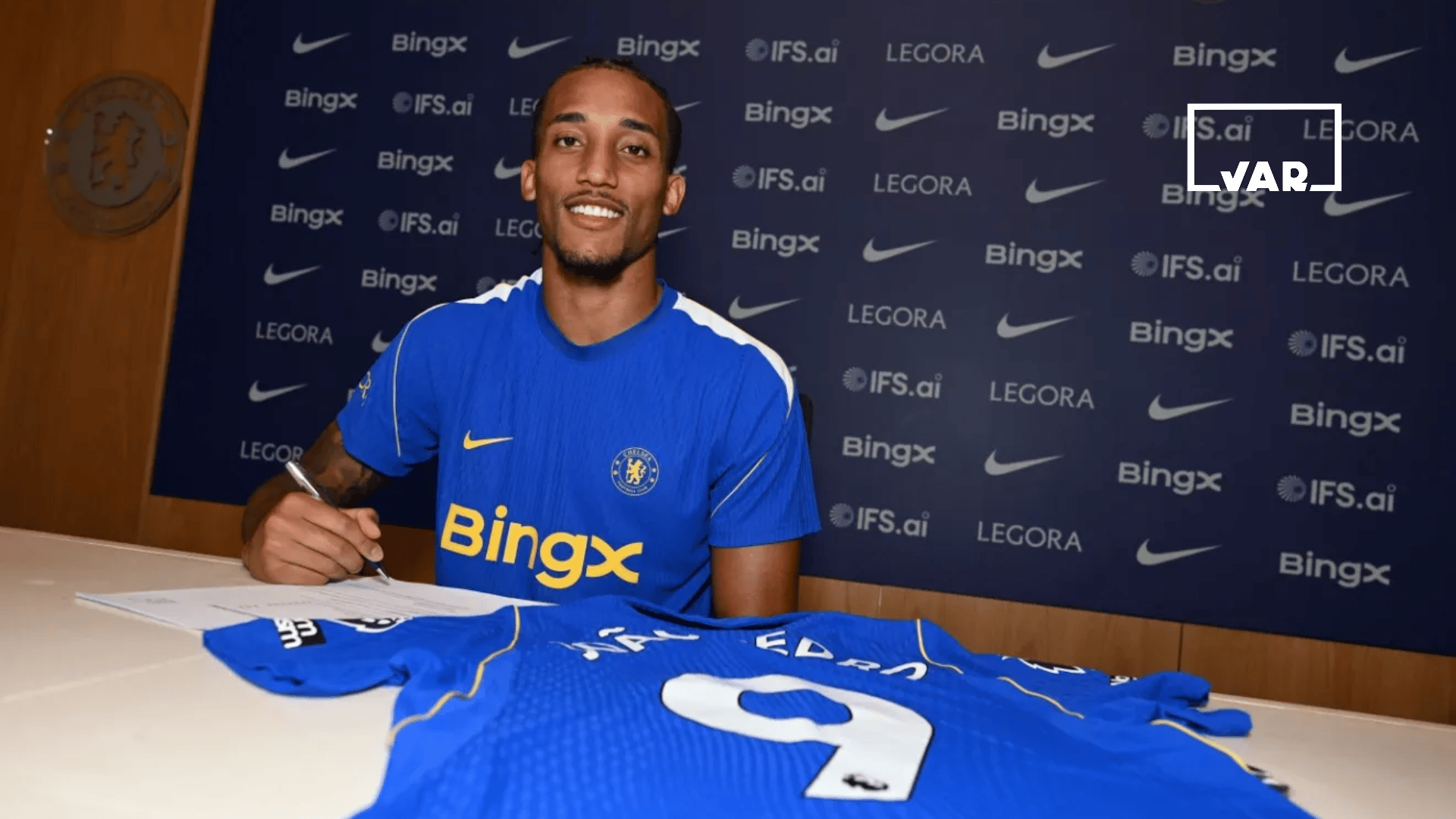 Zyrtare, Joao Pedro vazhdon me Chelsean