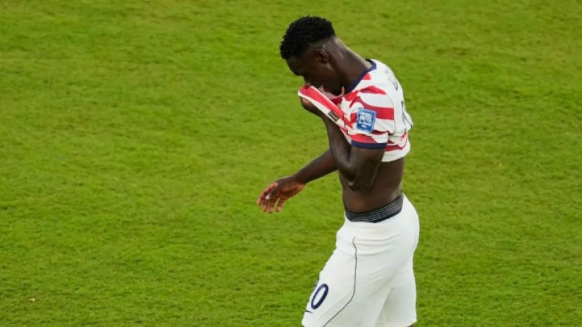 Shtëpia e Bardhë kontaktoi FIFA-n për të kërkuar rishikimin e kartonit të kuq të lojtarit amerikan