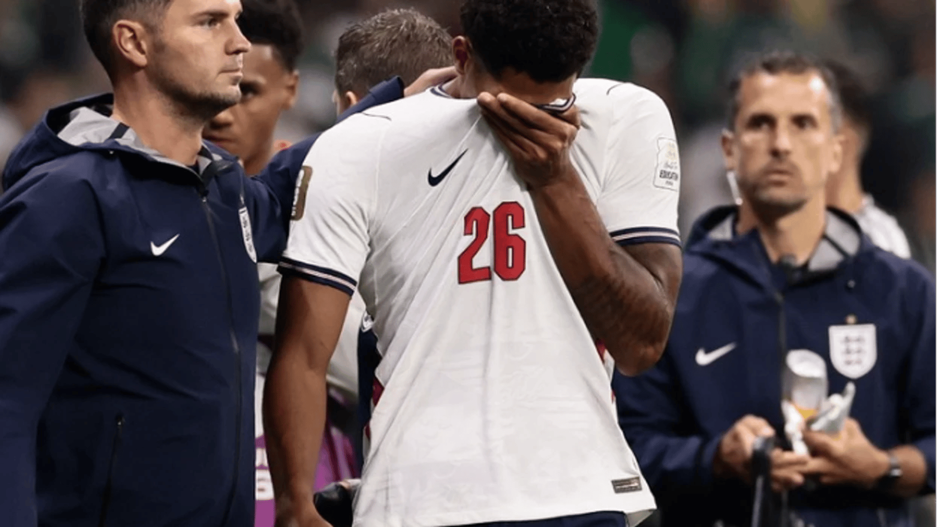 Reagim i ri ndaj vendimit të FIFA-s: A do të ankohet edhe Anglia për kartonin e kuq të Quansah?