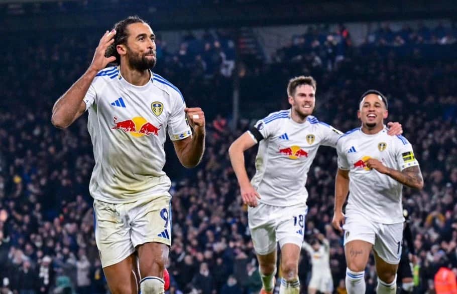 Leeds dhe Newcastle përballen sonte, pritet spektakël në Premier League