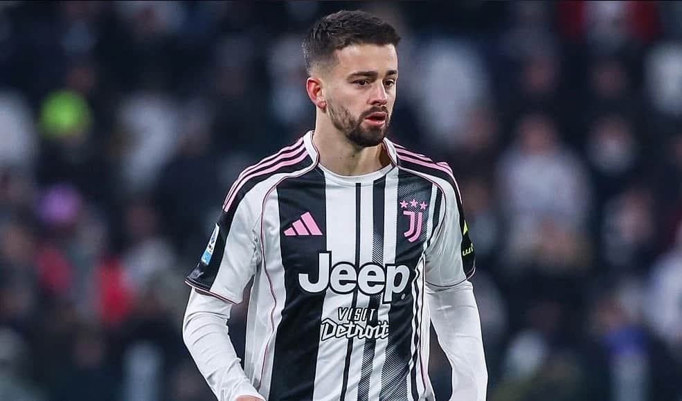 Cagliari-Juventus, ylli kosovar Zhegrova e nis ndeshjen nga stoli