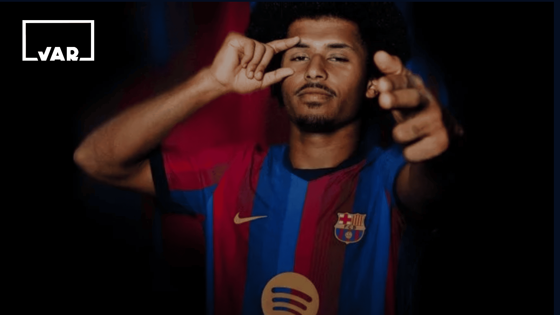 Trajneri i Barçës me lëvdata për Adeyemin