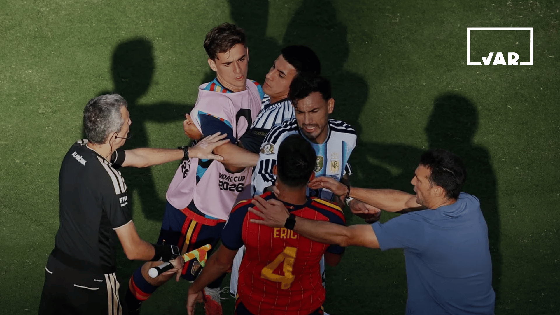 Dënime të rënda nga FIFA për Argjentinën e lojtarët e saj